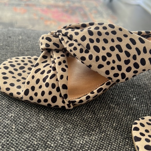 Dolce Vita-  suede like fabric wrap 3 “ cork heel sandal. Like new! - Picture 4 of 6